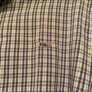 EUC Vineyard Vines Slim Fit M